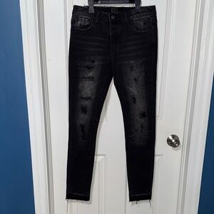 Valabasas Distressed Men’s Jeans